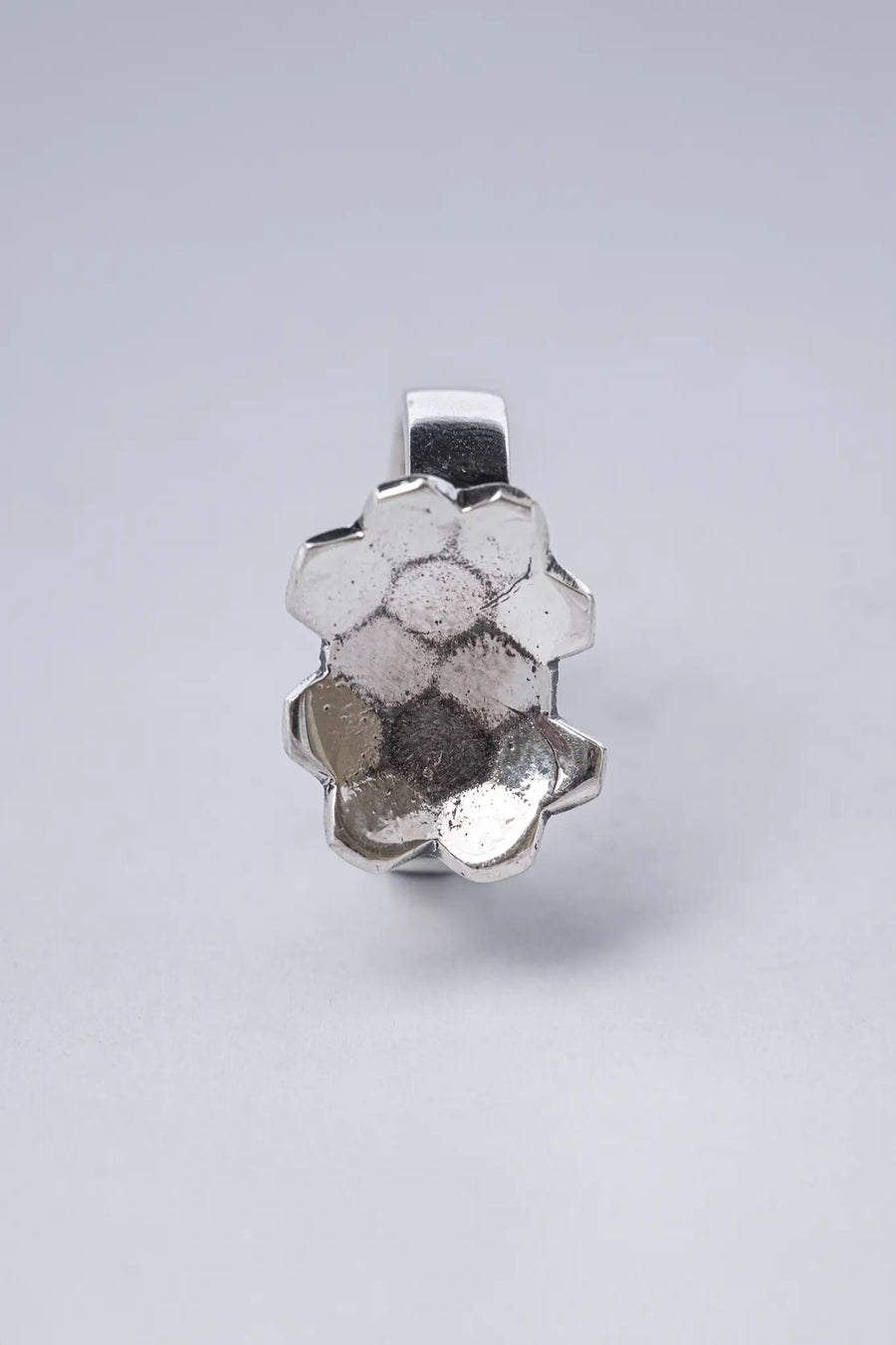 Anillo concavo HEXA